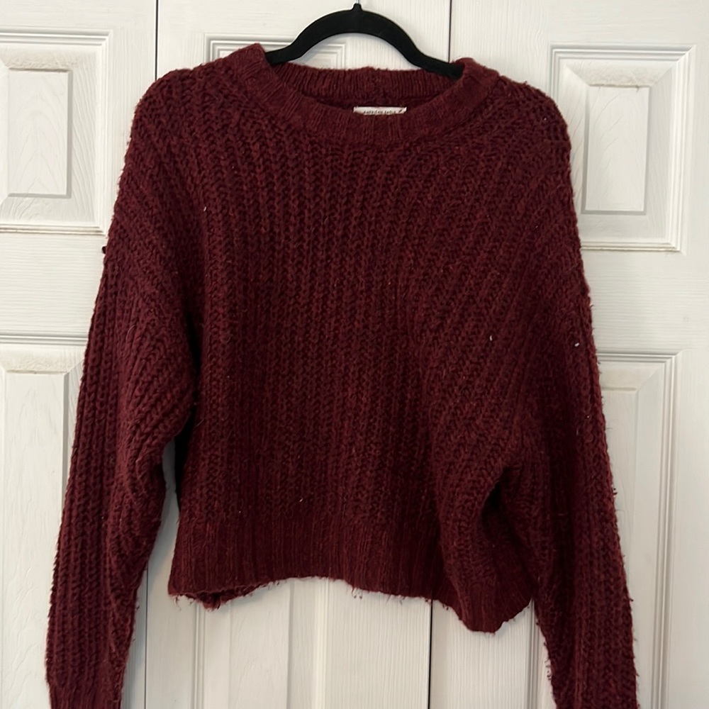 American Eagle sweater